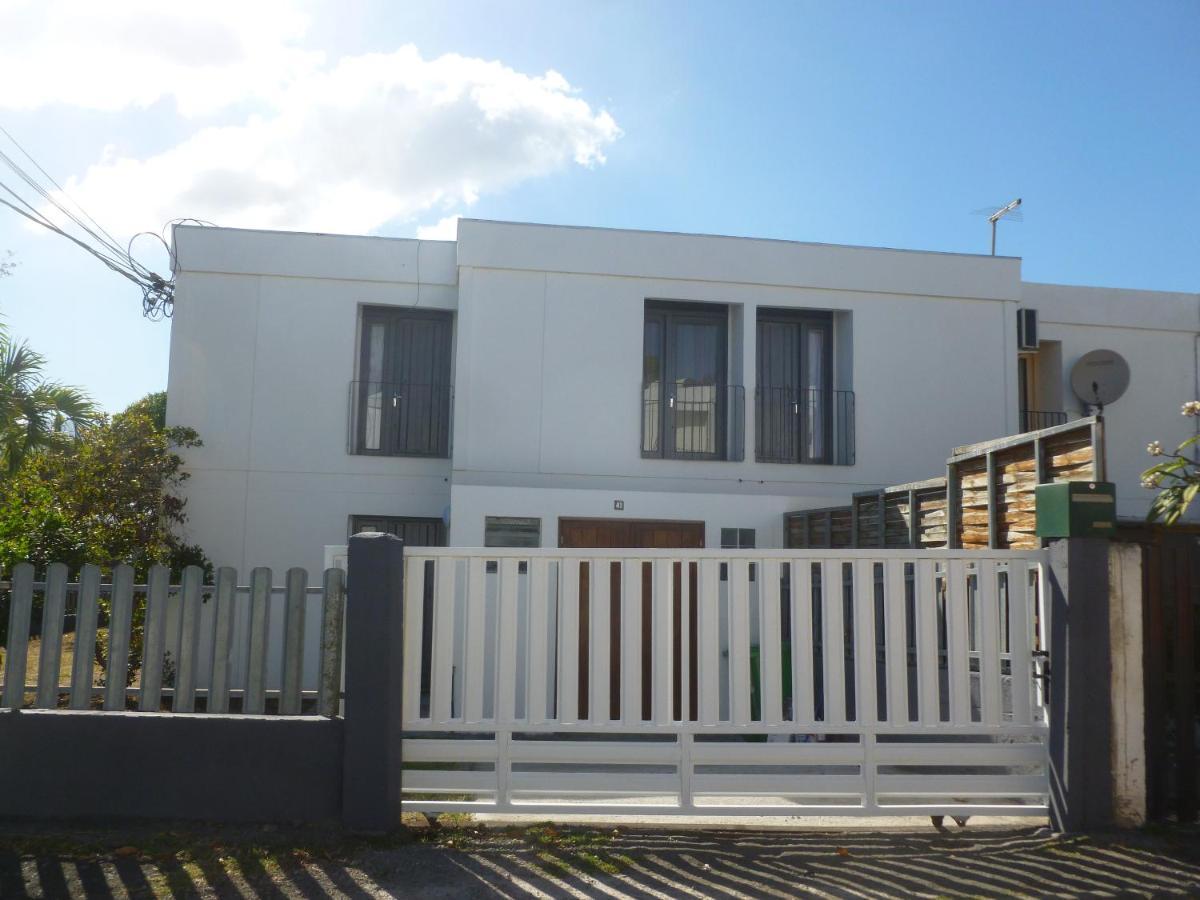 Tropical Love L'Etang-Sale Exterior foto